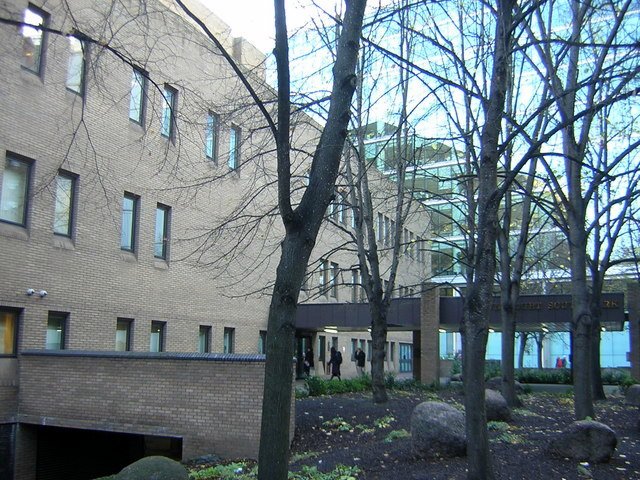 Entrada del Tribunal de la Corona de Southwark